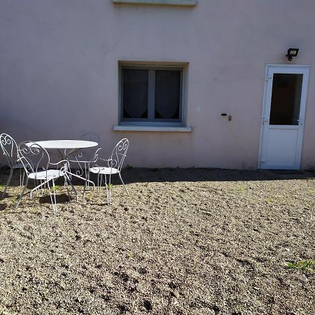Ferienwohnung Chez Fabienne T3 Le Breuil-sur-Couze Exterior foto